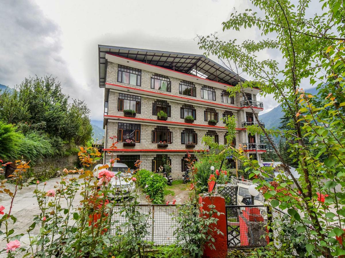 Oyo 33096 Hotel Chandertal Manāli Esterno foto