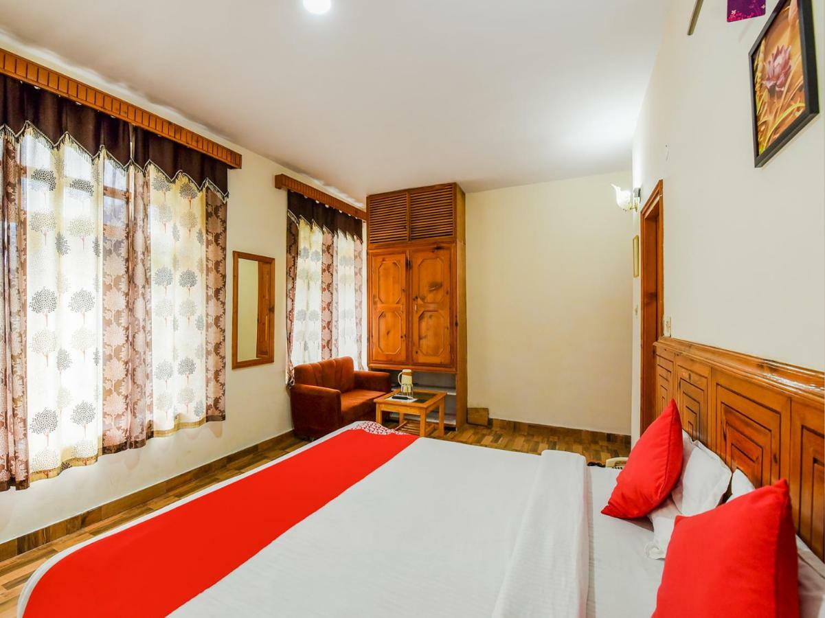 Oyo 33096 Hotel Chandertal Manāli Esterno foto